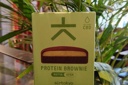 Пирожное протеиновое брауни с CBD Rocket Матча-крем