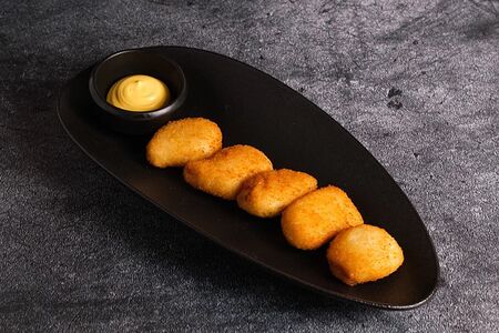 Куриные наггетсы