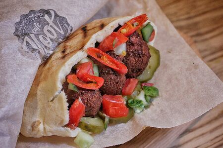 Пита с фалафелем