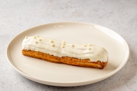 Эклер Сырно-сливочный