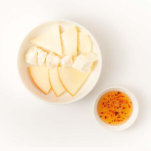 Сыры и пряный мёд