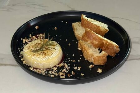 Запеченный камамбер