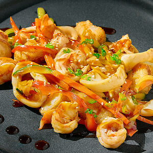 Морепродукты с овощами унаги