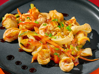 Морепродукты с овощами унаги