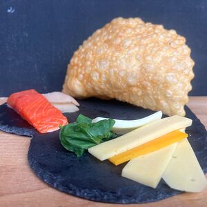 Чебурек Рыба-шпинат