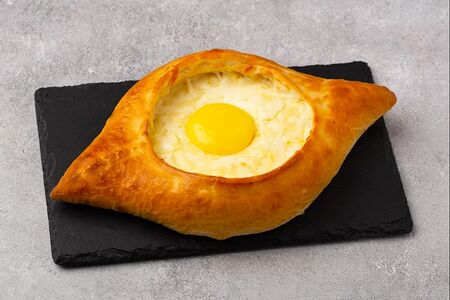 Хачапури по-аджарски