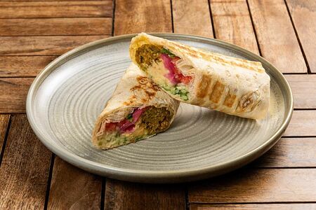 Шаверма с фалафелем