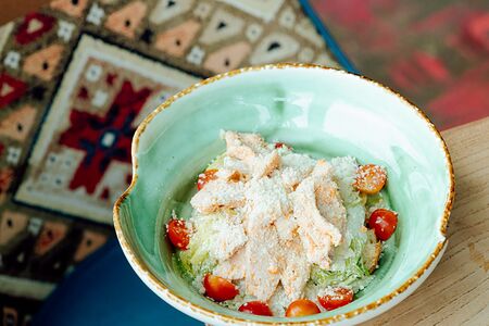 Цезарь с курицей