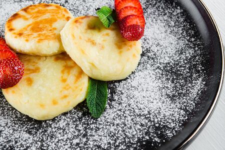 Сырники с добавкой на выбор