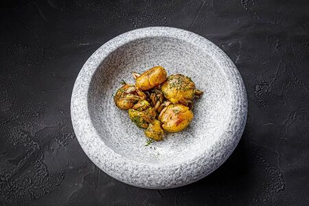 Битый картофель со специями