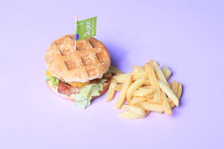 Бургер с фри