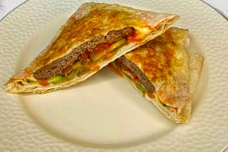 Биф ролл в лаваше