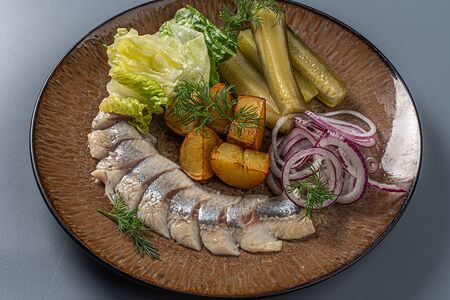 Селедочка под водочку