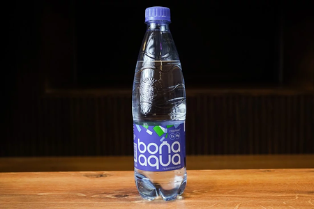 Вода с газом bona aqua