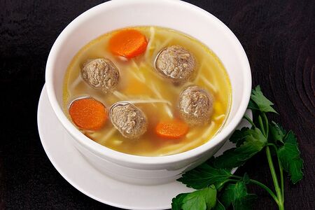 Суп с фрикадельками