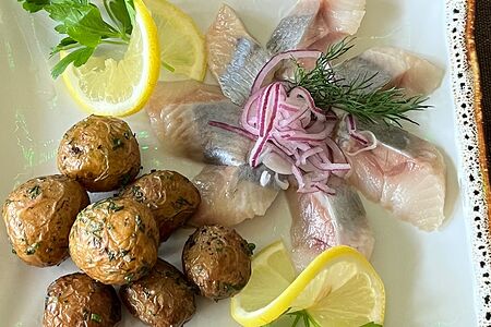 Сельдь с картофелем