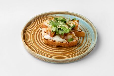 Брускетта Баклажан, страчателла, унаги и орехи