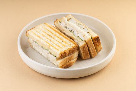 Сэндвич с курицей