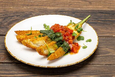 Бадриджани с томатной сальсой