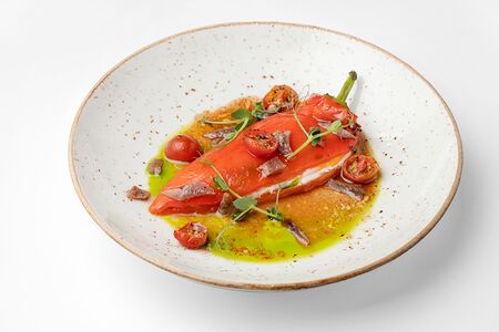 Перец Рамиро со сливочным кремом, соусом из кизила