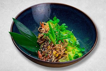 Лапша соба на кокосовом молоке с овощами