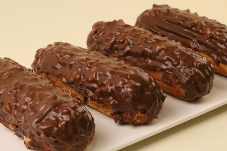 Эклер Сникерс