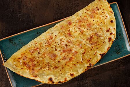 Кутаб с мясом ягненка