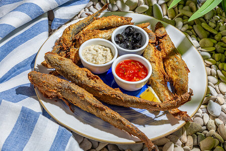 Рыбное ассорти (килька, навага, корюшка)