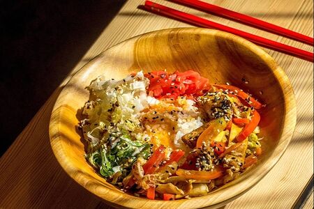 Поке с курицей терияки