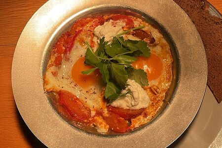 Шакшука с томатами