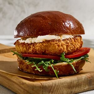 Бургер с крабовой котлетой 