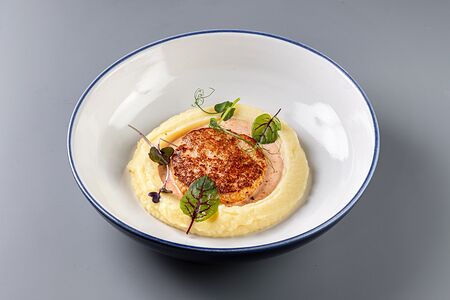 Крабово-креветочная котлета с пюре  