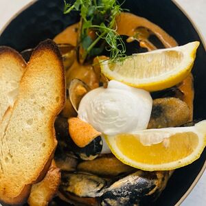 Мидии том ям