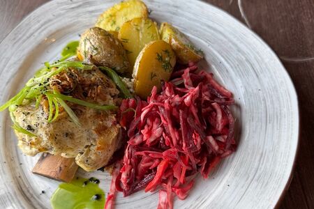 Томленые говяжьи ребра 