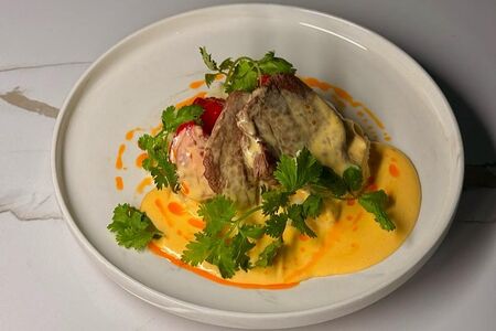 Телятина под сырным соусом