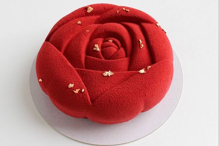 Муссовый торт Красная Роза с начинкой Малина-личи