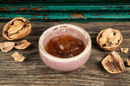 Варенье Черешня с грецким орехом