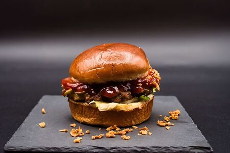 Одиночный бургер BBQ