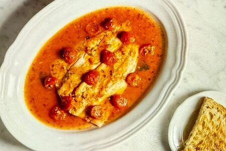 Сибас аль аква пацца 