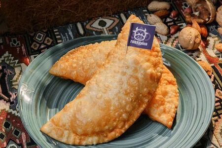 Чебурек с говядиной
