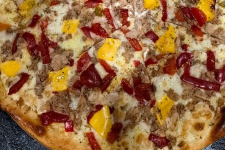 Пицца с тунцом и сладким перцем