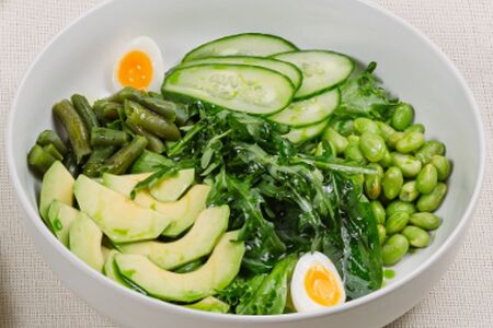 Зеленый салат