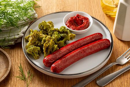 Колбаски гриль с кетчупом