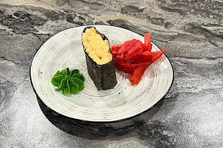 №96 Гункан с тунцом