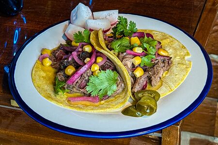 Тако с говядиной биррия
