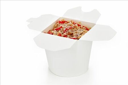 Удон с курицей и овощами