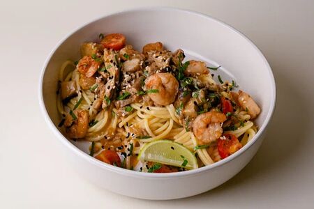 Паста с соусом том ям