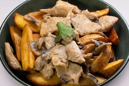 Свинина в сливочном соусе