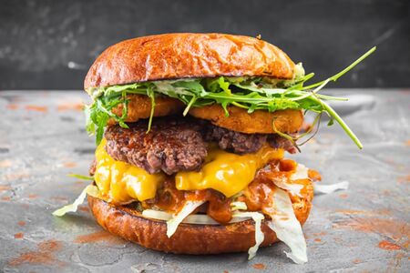 Бургер барбекю с виски