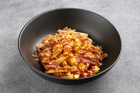 Картофель фри с беконом